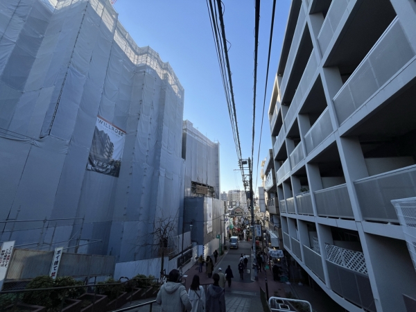 位置図　※出典：夕やけだんだん階段下に設置されている標識板