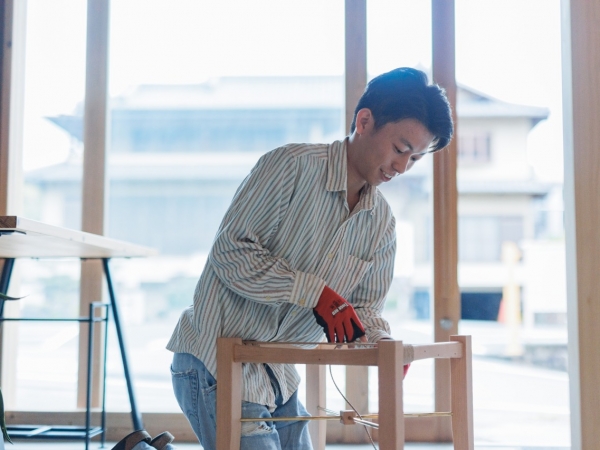 リノベーション工事前の三笠館。真ん中の2棟は減築し、ウッドデッキに変わった（画像提供：エンジョイワークス）