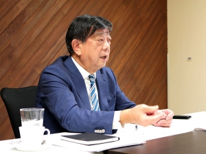 「性能重視の家づくりには強いこだわりがあります」という石倉会長