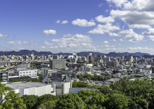 手柄山平和公園から姫路駅方面を望む