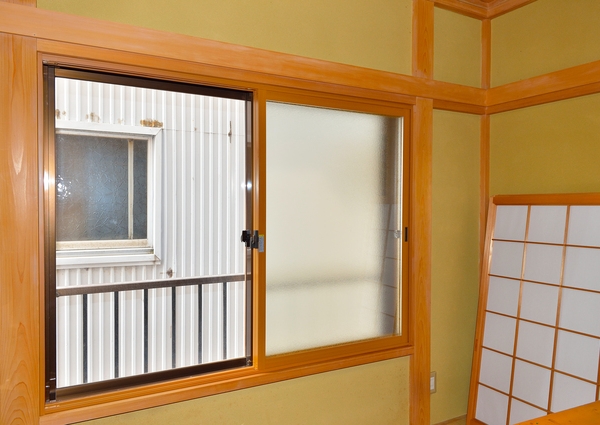 リフォームで設置された内窓（画像はイメージ）