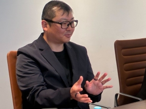 専門知識をつけようとは思わず「わからないことはプロに任せよう」と志村氏を頼りにしていたそう。そのスタンスが信頼関係を育む一因になったともいえる