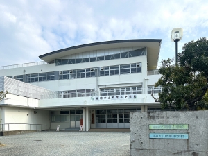 島内最初の学校・照葉小学校