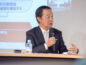<b>大友 浩嗣氏：</b>大和ハウス工業株式会社　代表取締役社長。1984年大和ハウス工業株式会社 入社。経営戦略本部長や海外本部長を経て2024年取締役専務執行役員、2025年 代表取締役社長 最高執行責任者に就任。座右の銘は「一隅を照らす」


