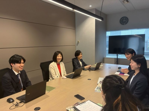 現場の「忙しい」を「強み」に変える。不動産業界特有の課題に応える「ユニバーサルマナー検定（不動産）」の可能性
