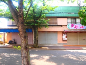 シャッターが閉まっていた状態の店舗を改装、新しいにぎわいを生んだOne Table（写真提供/omusubi不動産）