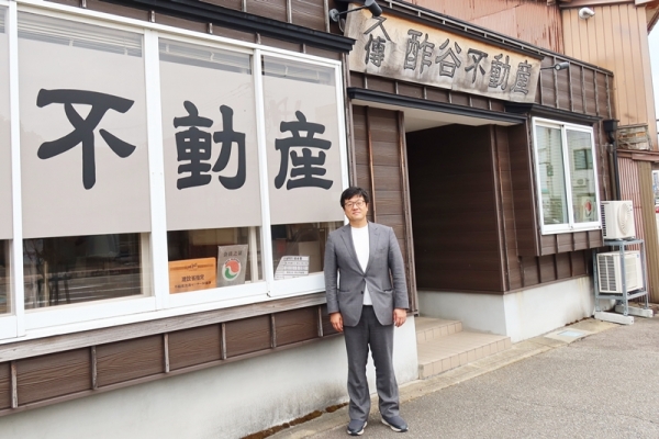 酢谷不動産の三代目、清水さん（筆者撮影）